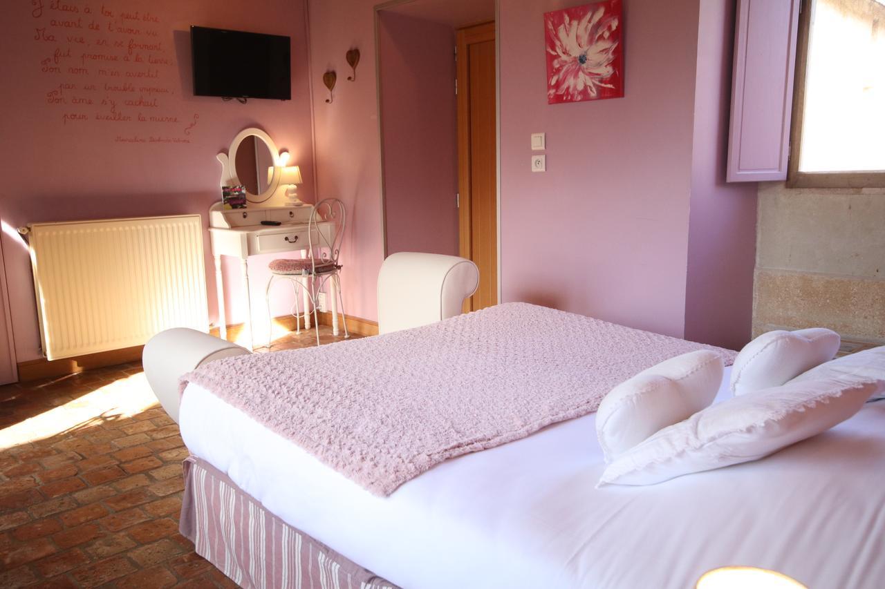 Chambres D'Hotes Les Delices De La Roche Louresse-Rochemenier Dış mekan fotoğraf